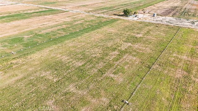9450 E Avenue F, Redman, CA 93535