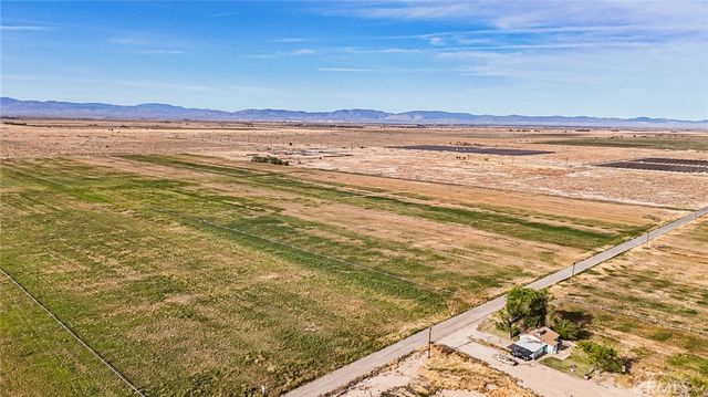 9450 E Avenue F, Redman, CA 93535