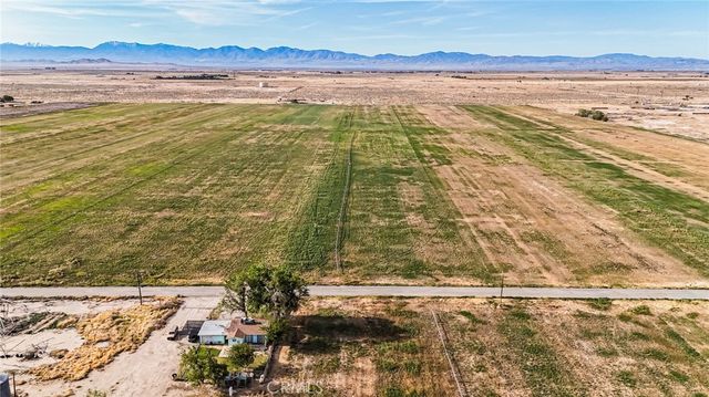 9450 E Avenue F, Redman, CA 93535