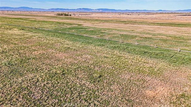9450 E Avenue F, Redman, CA 93535