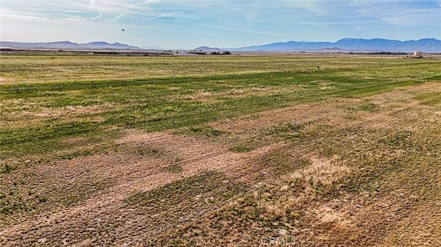 9450 E Avenue F, Redman, CA 93535