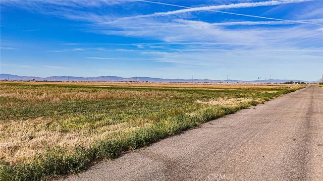 9450 E Avenue F, Redman, CA 93535