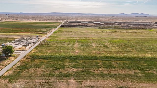 9450 E Avenue F, Redman, CA 93535