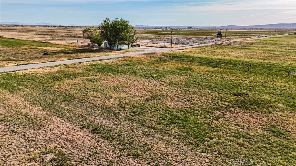 Image 22 of property listing at 9450 E Avenue F, Redman, CA 93535