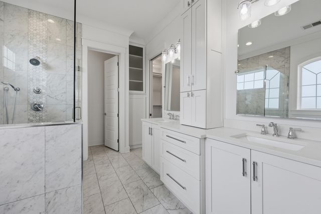 300 Prestwick Circle, Richmond, KY 40475