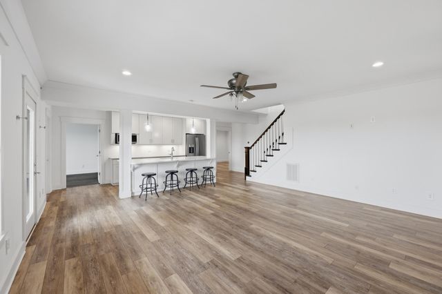 300 Prestwick Circle, Richmond, KY 40475