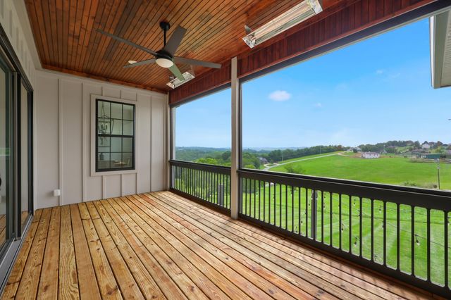 300 Prestwick Circle, Richmond, KY 40475