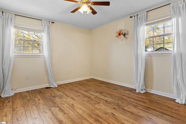 5 Stevenson Road, Taylors, SC 29687