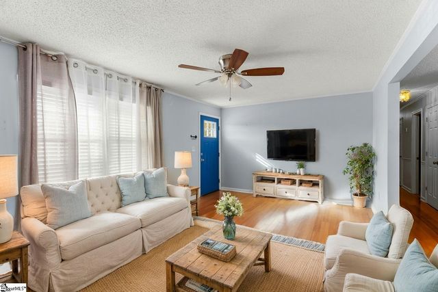 5 Stevenson Road, Taylors, SC 29687