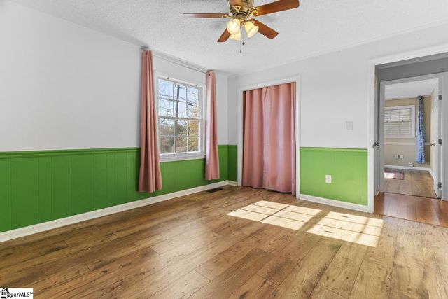 5 Stevenson Road, Taylors, SC 29687