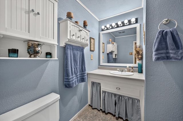 1800 Pecan Park Drive, Arlington, TX 76012