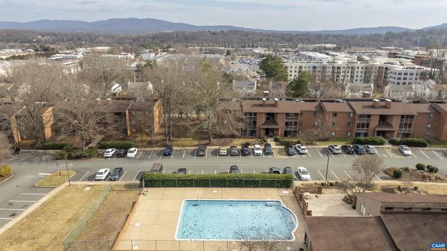 114 TURTLE CREEK RD #1, Charlottesville, VA 22901