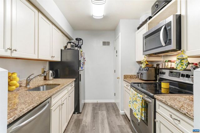 114 TURTLE CREEK RD #1, Charlottesville, VA 22901