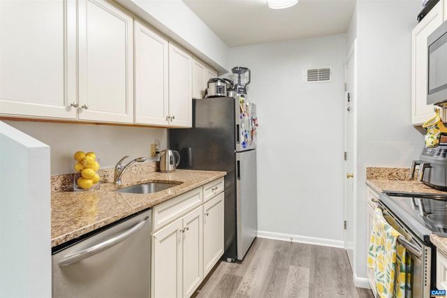 114 TURTLE CREEK RD #1, Charlottesville, VA 22901