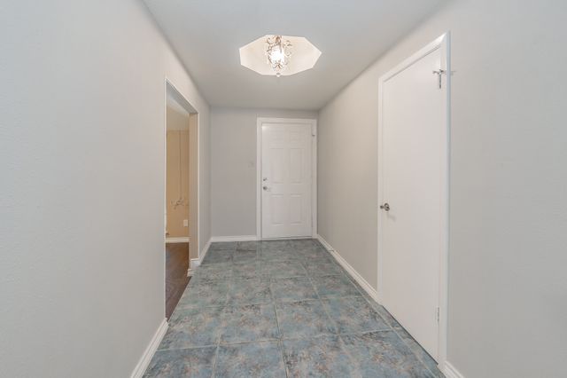 2863 Hitson Lane, Fort Worth, TX 76112