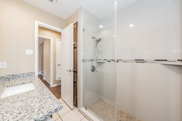 2863 Hitson Lane, Fort Worth, TX 76112
