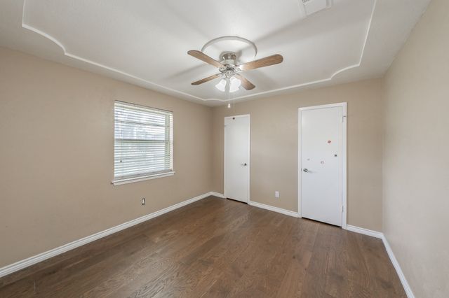2863 Hitson Lane, Fort Worth, TX 76112