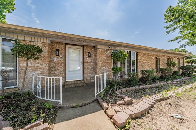 2863 Hitson Lane, Fort Worth, TX 76112