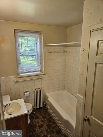 2810 31 ST SE #A-691, Washington, DC 20020