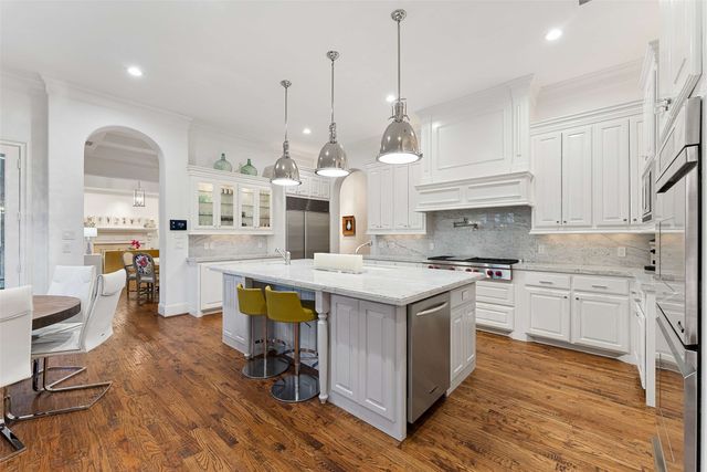 6007 Stefani Drive, Dallas, TX 75225