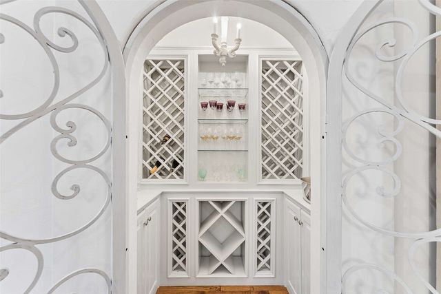 6007 Stefani Drive, Dallas, TX 75225