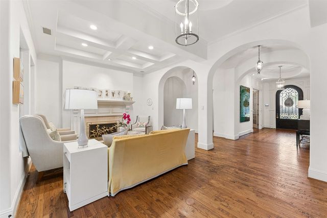 6007 Stefani Drive, Dallas, TX 75225