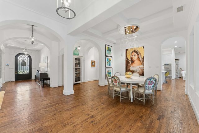 6007 Stefani Drive, Dallas, TX 75225