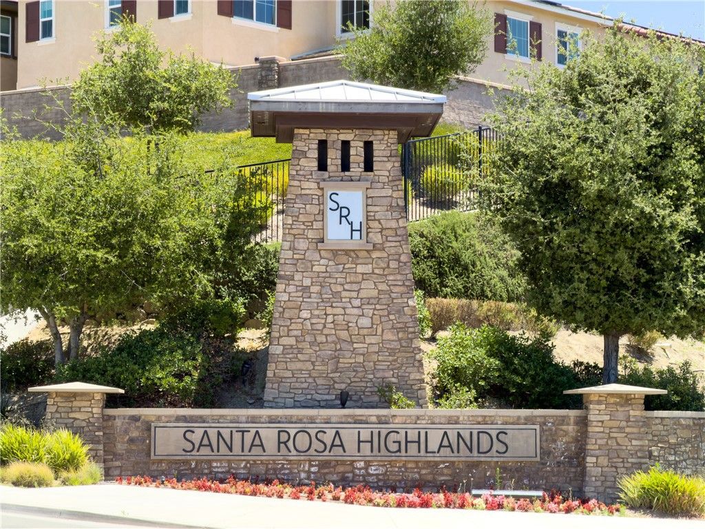 Image 2 of property listing at 24185 Chestnut Oak Street, Murrieta, CA 92562