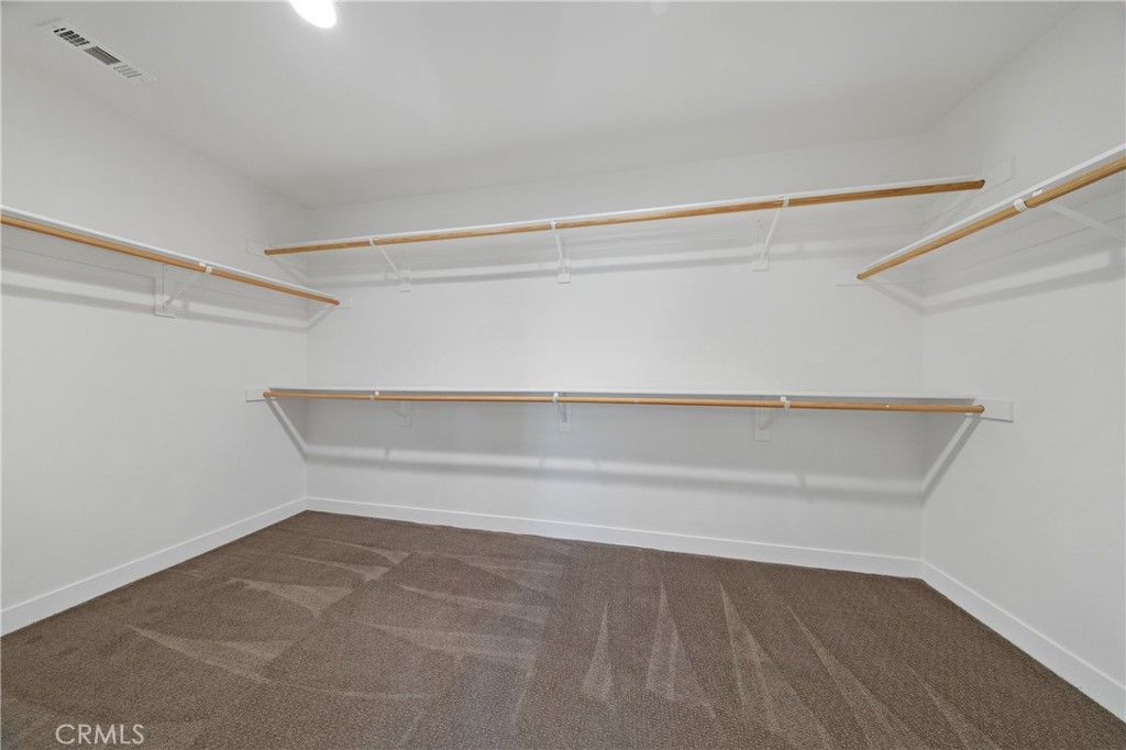 Image 22 of property listing at 24185 Chestnut Oak Street, Murrieta, CA 92562