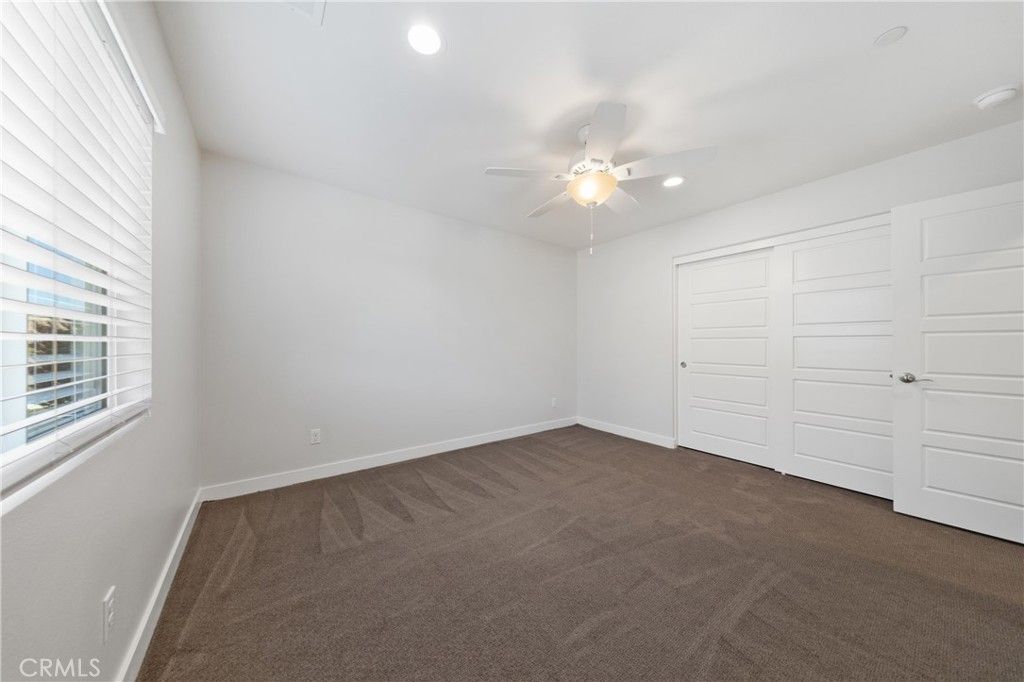 Image 31 of property listing at 24185 Chestnut Oak Street, Murrieta, CA 92562