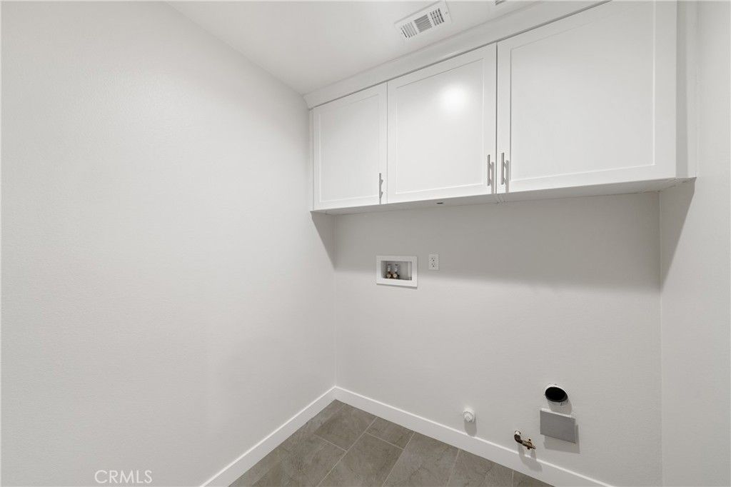 Image 32 of property listing at 24185 Chestnut Oak Street, Murrieta, CA 92562