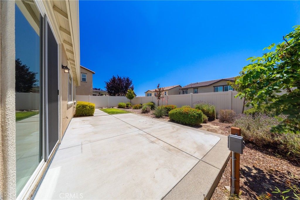 Image 34 of property listing at 24185 Chestnut Oak Street, Murrieta, CA 92562