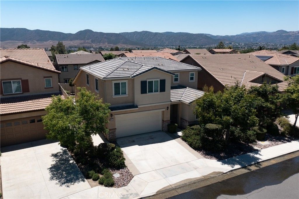 Image 38 of property listing at 24185 Chestnut Oak Street, Murrieta, CA 92562