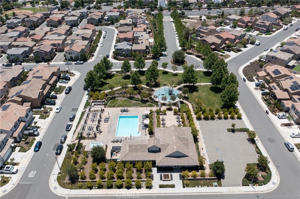 Image 43 of property listing at 24185 Chestnut Oak Street, Murrieta, CA 92562