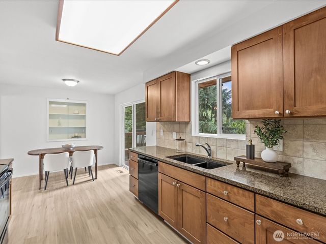 20631 120th Avenue SE, Kent, WA 98031