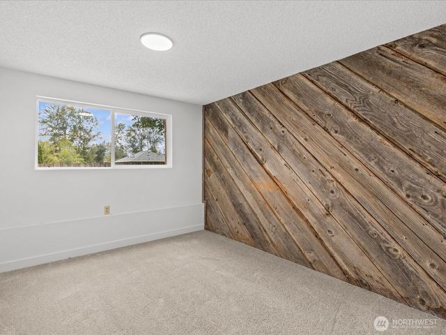 20631 120th Avenue SE, Kent, WA 98031