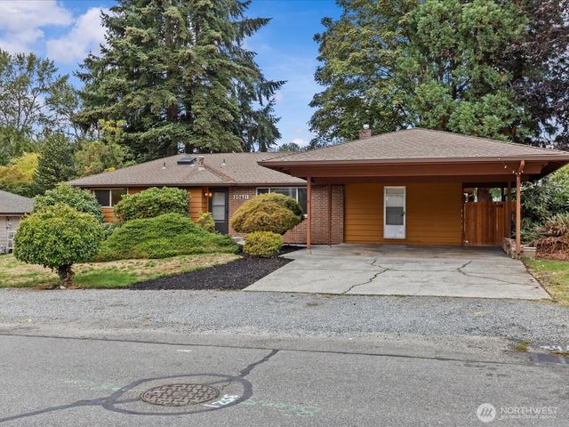 20631 120th Avenue SE, Kent, WA 98031