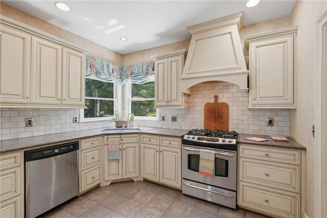 3050 Dogwood Hollow Lane, Lawrenceville, GA 30043