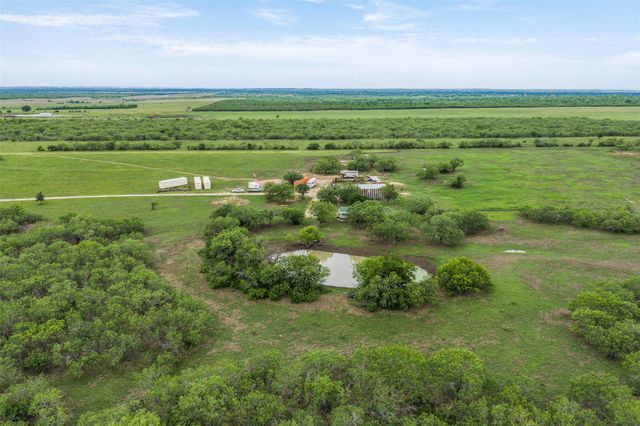 1190 Dickerson RD, Lockhart, TX 78644