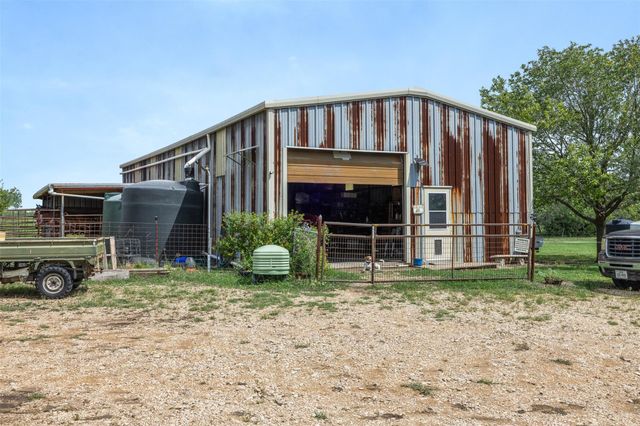 1190 Dickerson RD, Lockhart, TX 78644