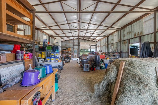 1190 Dickerson RD, Lockhart, TX 78644