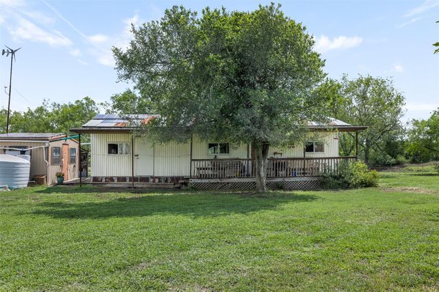1190 Dickerson RD, Lockhart, TX 78644