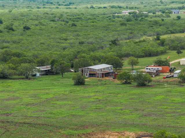 1190 Dickerson RD, Lockhart, TX 78644