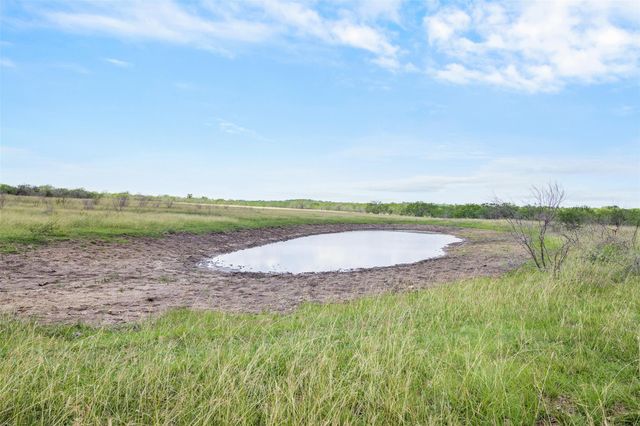 1190 Dickerson RD, Lockhart, TX 78644