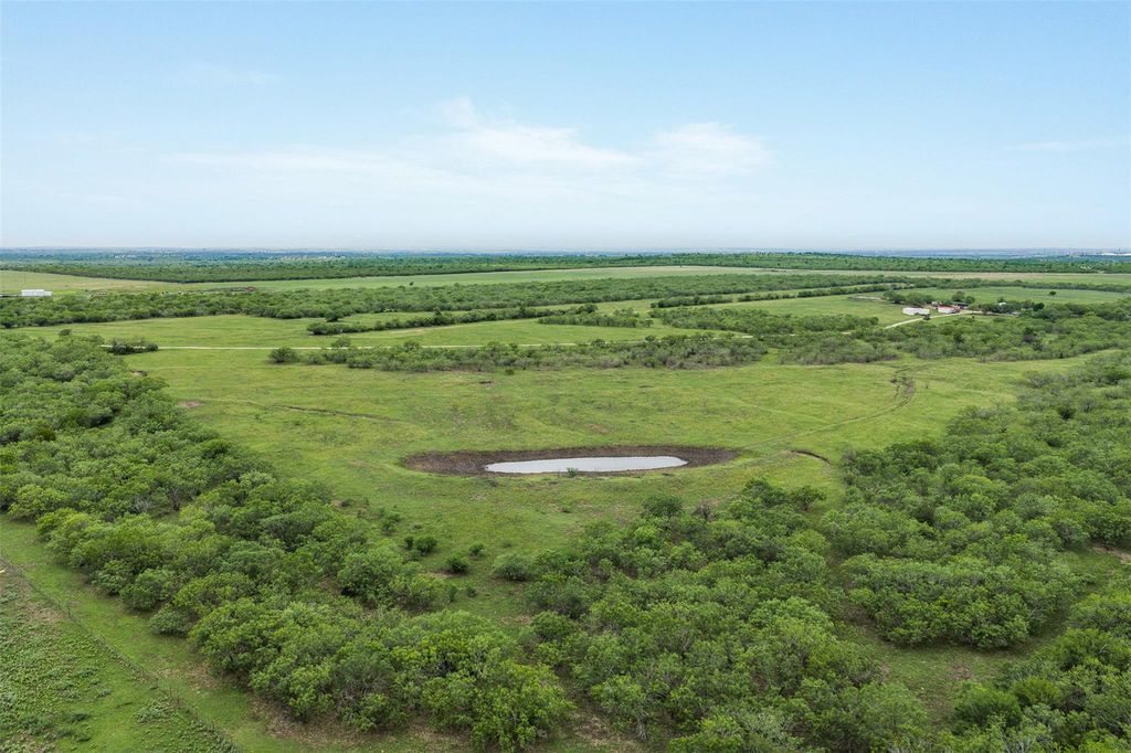 1190 Dickerson RD, Lockhart, TX 78644