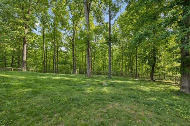 6045 Carter Ln, Franklin, TN 37064