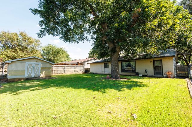 2919 Bergen Lane, Farmers Branch, TX 75234