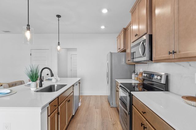 281 Meadowlawn Street, Freeport, FL 32439