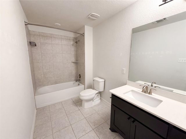 1308 Knowles DR, Hutto, TX 78634