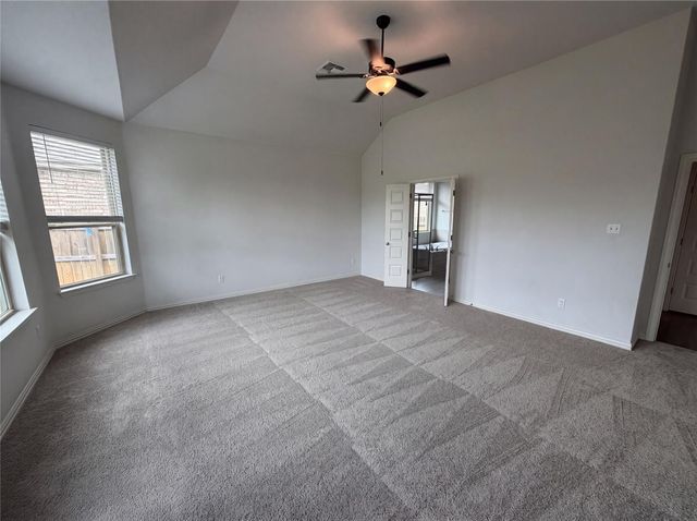 1308 Knowles DR, Hutto, TX 78634